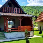 Kuca Za Odmor Stakic Сasa de vacaciones
