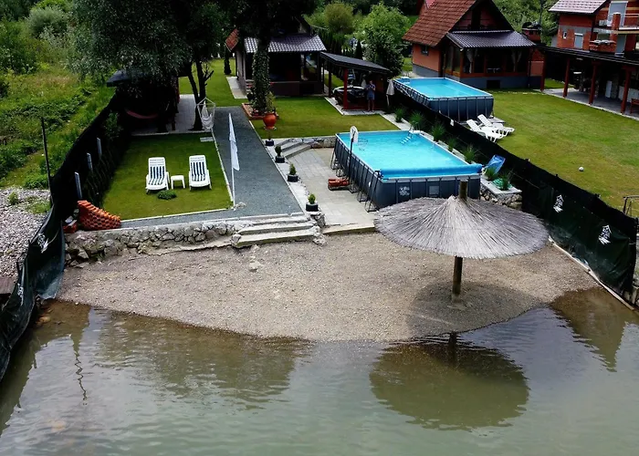 Semesterbostad Kuca Za Odmor Stakic Zvornik